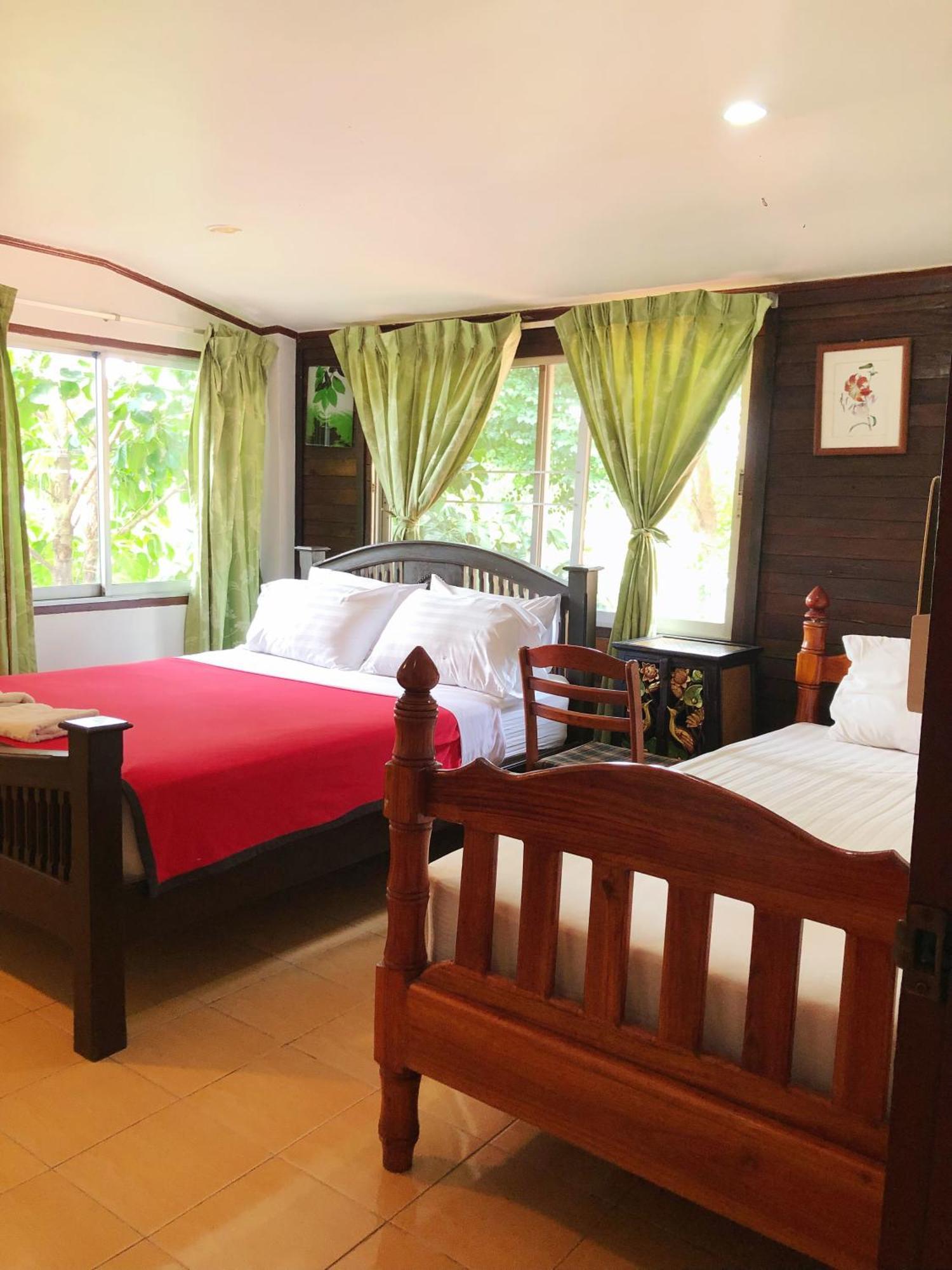 Moradok Thai Guesthouse فرا ناخون سي أيوتثايا المظهر الخارجي الصورة