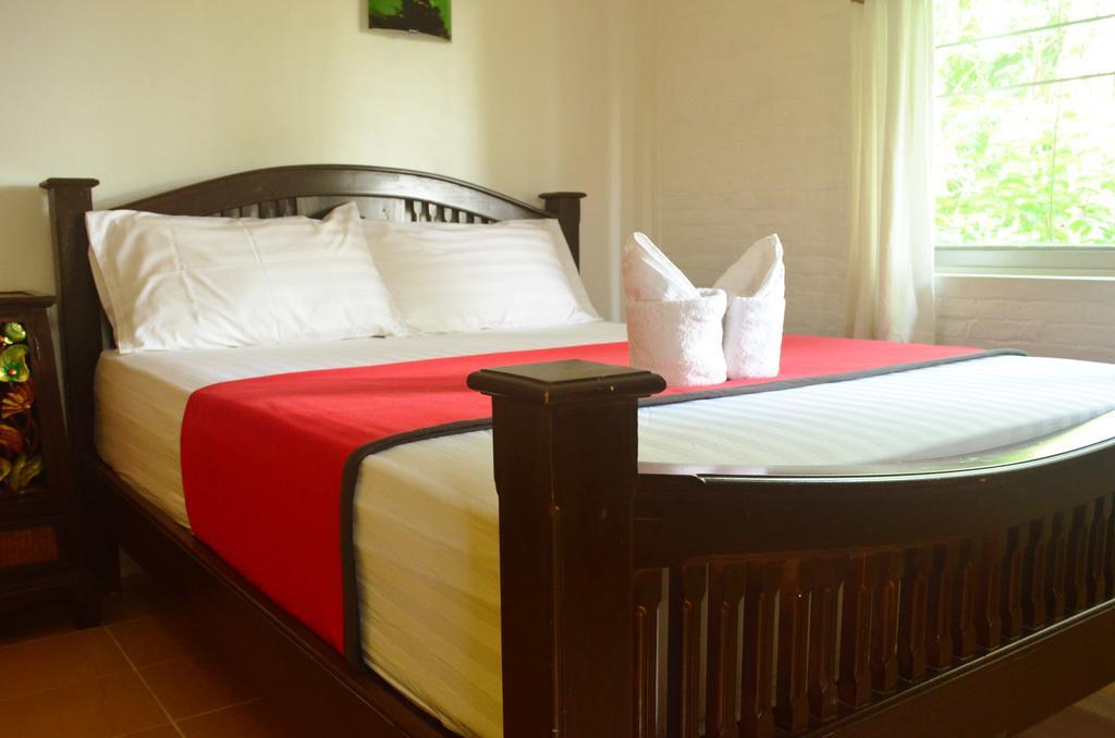 Moradok Thai Guesthouse فرا ناخون سي أيوتثايا المظهر الخارجي الصورة