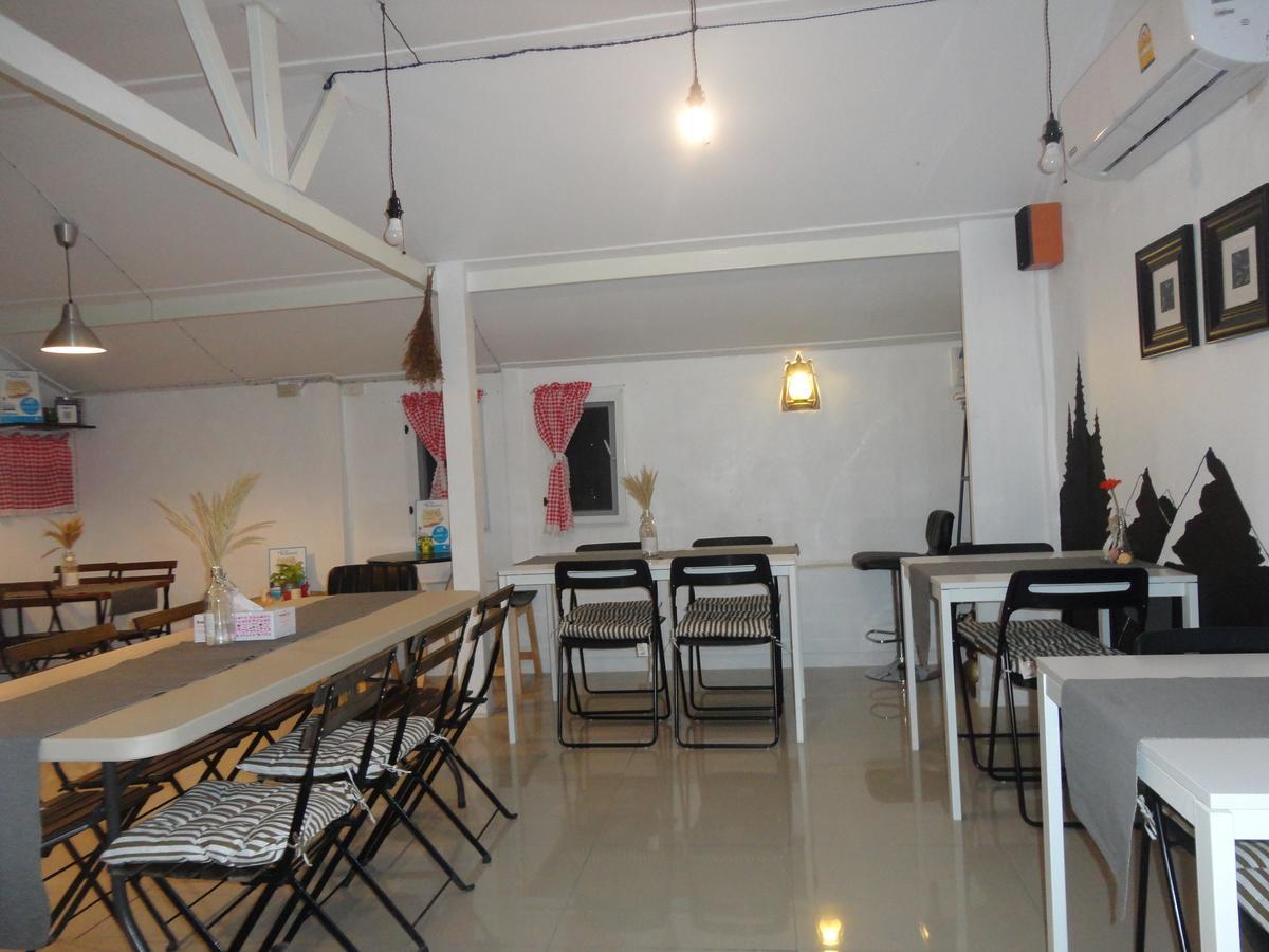 Moradok Thai Guesthouse فرا ناخون سي أيوتثايا المظهر الخارجي الصورة